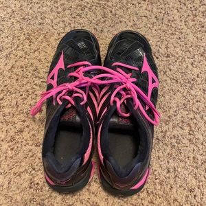 Women’s Mizuno Volleyball Shoes